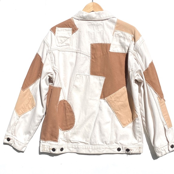 BDG Patchwork Denim Oversized Trucker Jacket Off White Tan. Size Medium. - Picture 12 of 13